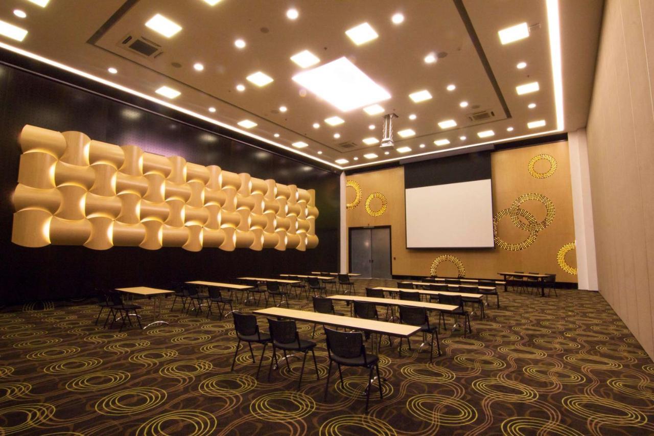 Sonesta Hotel Pereira Cerritos Extérieur photo Meeting room