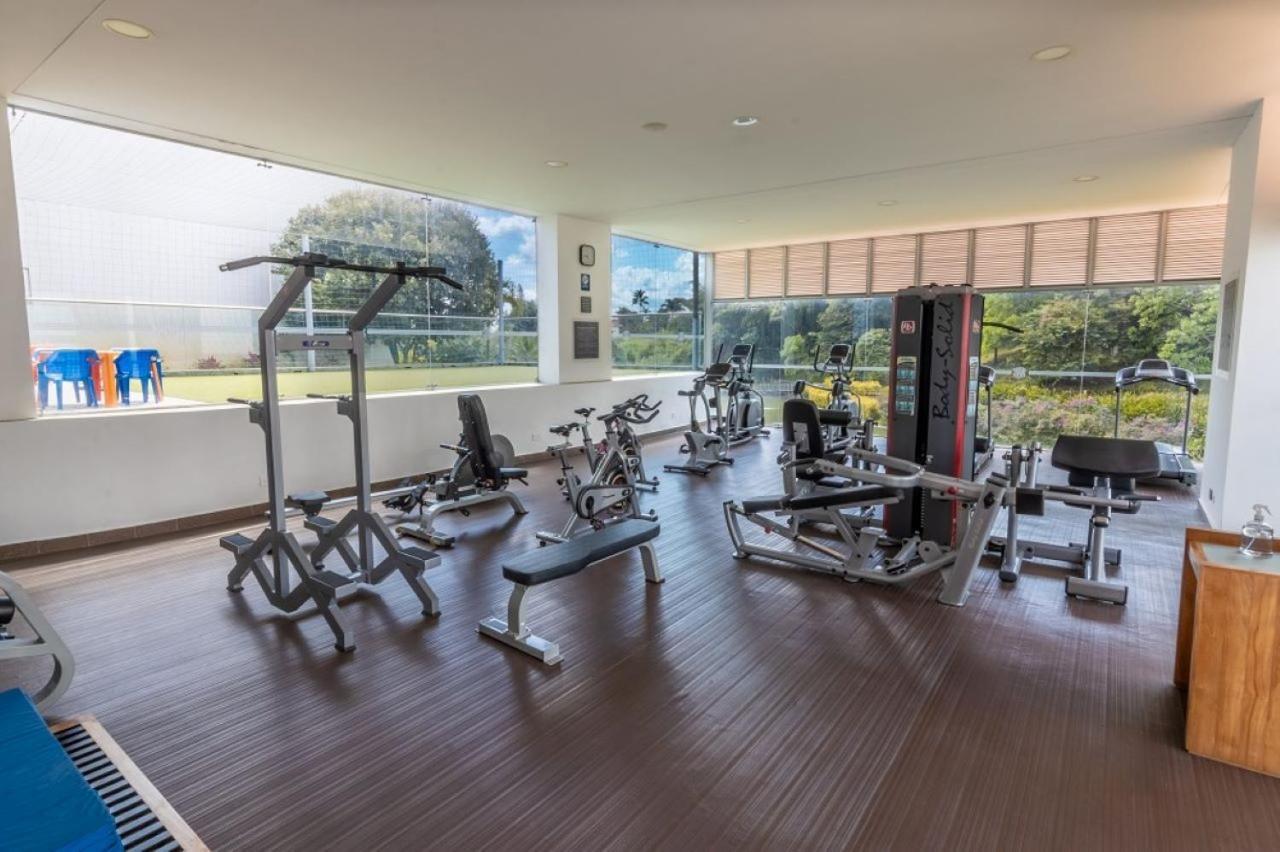 Sonesta Hotel Pereira Cerritos Extérieur photo The gym at the hotel