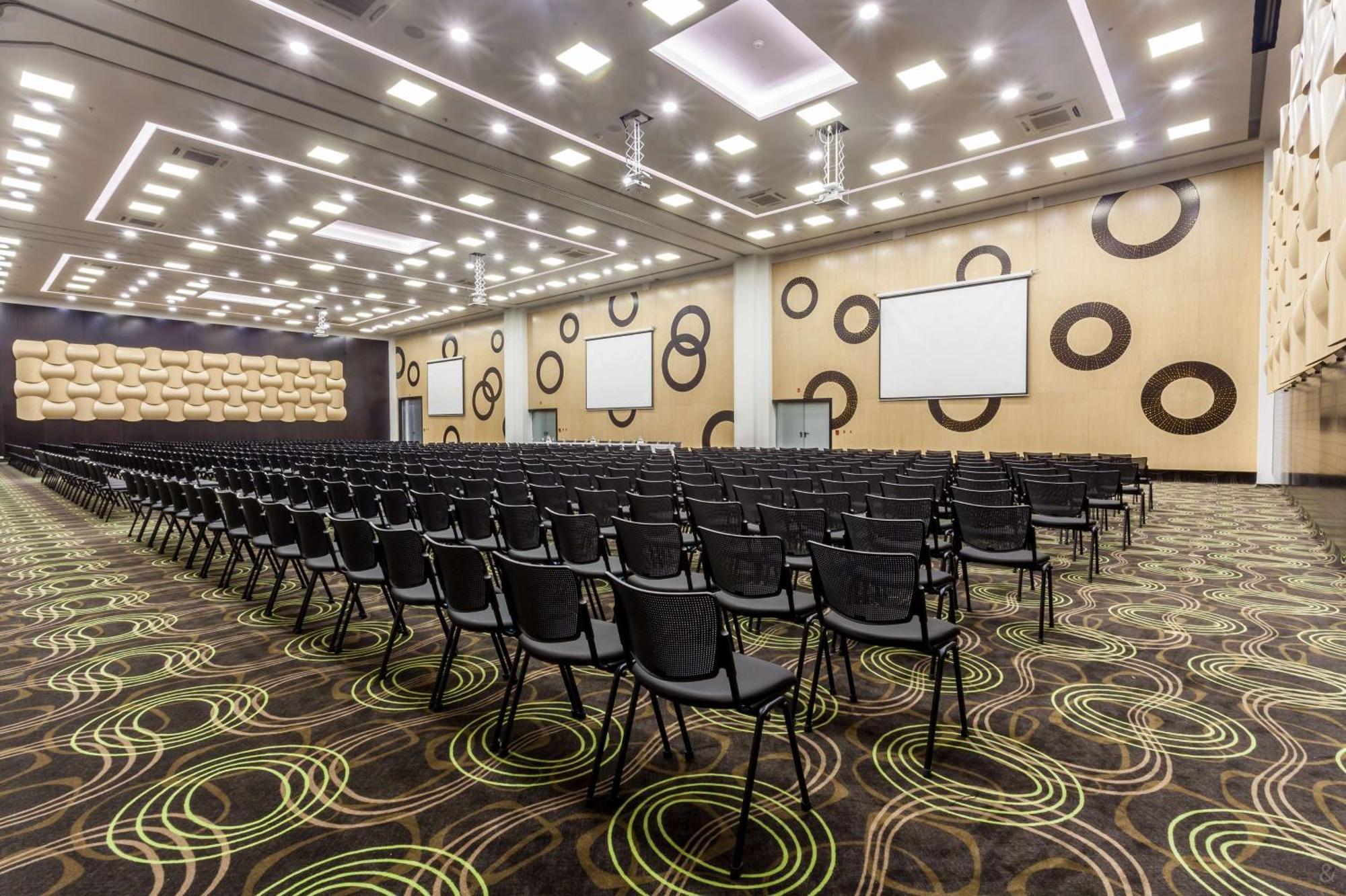 Sonesta Hotel Pereira Cerritos Extérieur photo The International Conference Centre